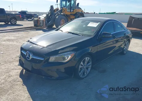 2014 Mercedes-Benz Cla 250 z USA, uszkodzony, nr VIN WDDSJ4EB6EN053843